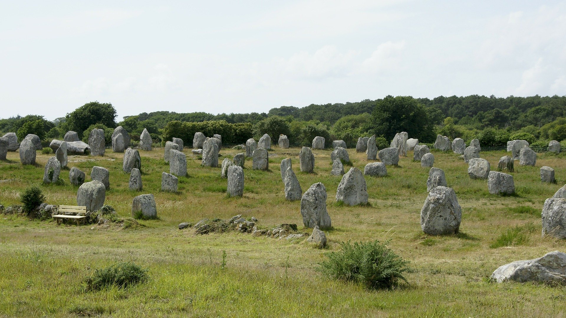 carnac menhirs tourisme velo location